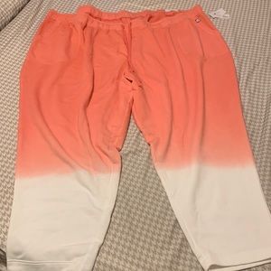 NWT. Lane Bryant LIVI Joggers. Coral/white dip dye w/ drawstring & pockets. 5X.